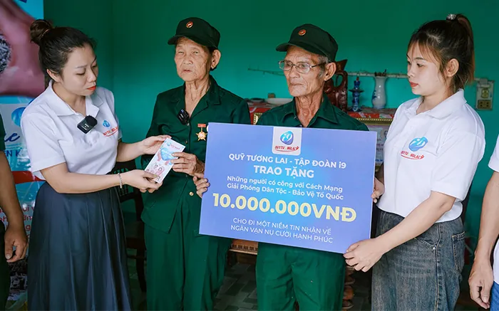 Hình ảnh minh họa cách liên hệ với Cán bộ Bảo vệ Dữ liệu (DPO) của co88, với biểu tượng email và hỗ trợ khách hàng.